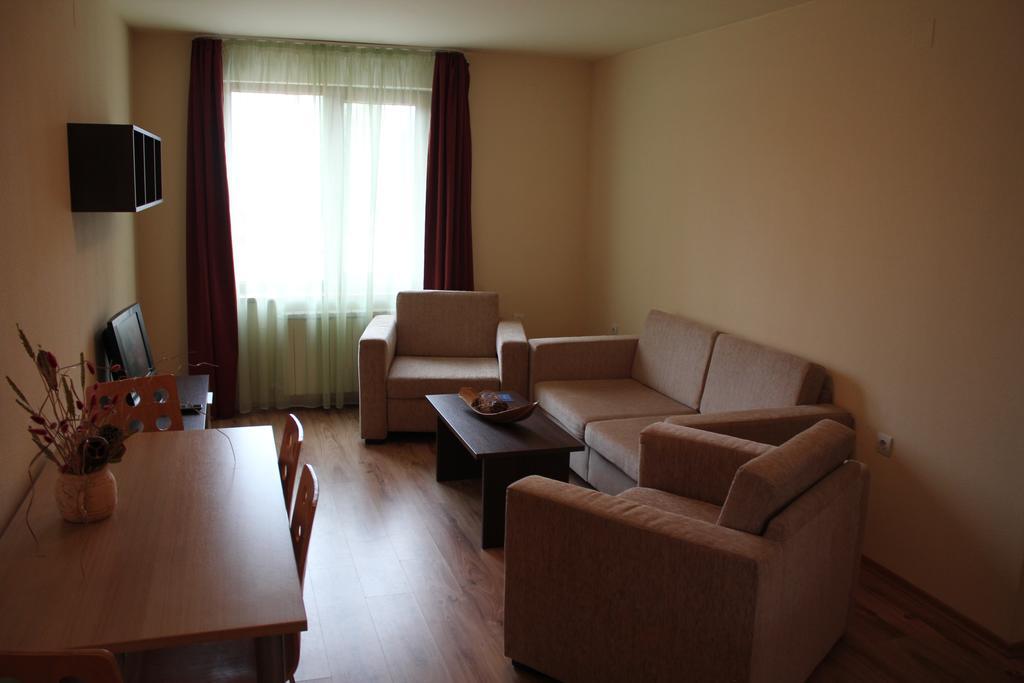 Nevada Aparthotel Pamporovo Exteriör bild